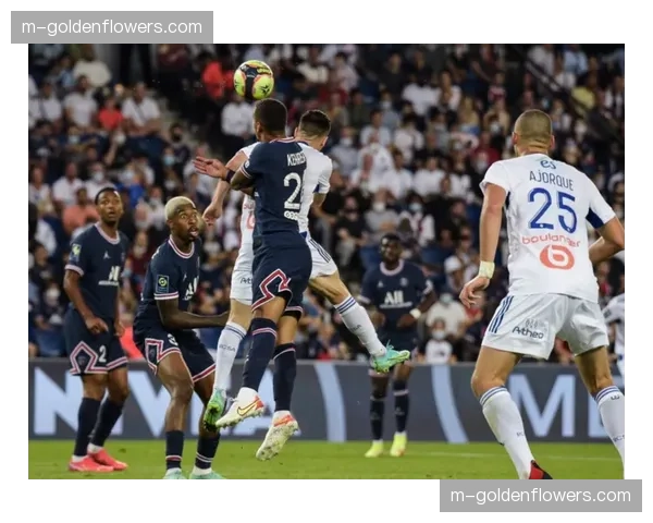 法甲试行新的球员追踪芯片,可更精确地测量球员在攻防转换瞬间的加速度与变向数据 法甲试行新的球员追踪芯片,可更精确地测量球员在攻防转换瞬间的加速度与变向数据